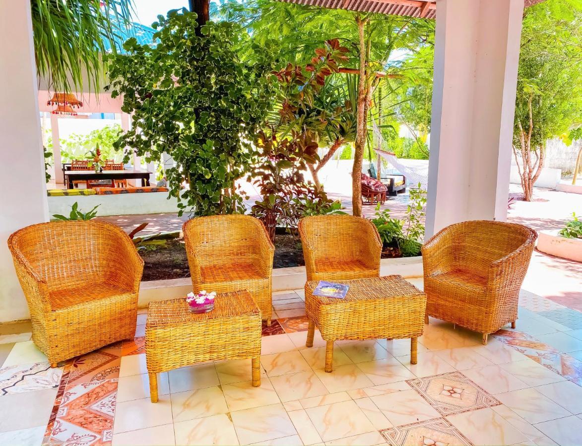 Papaya Guest House ナングウィ エクステリア 写真